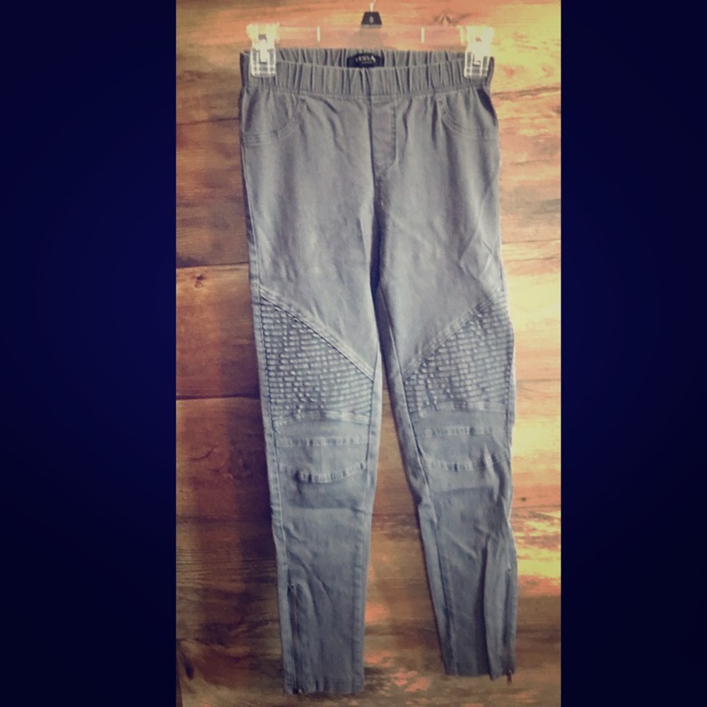Beulah motor leggings size small. Never worn.